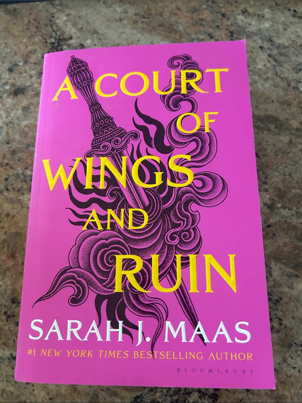 A Court of Wings and Ruin by Sarah J. Maas - Bright Pink Paperback
